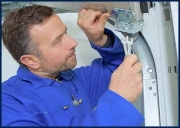 Garage Door Shop Repairs Burien, WA 206-800-3016 - cont-door-repair-t-16-09m